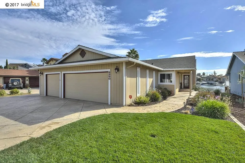 4990 S Point photo 1