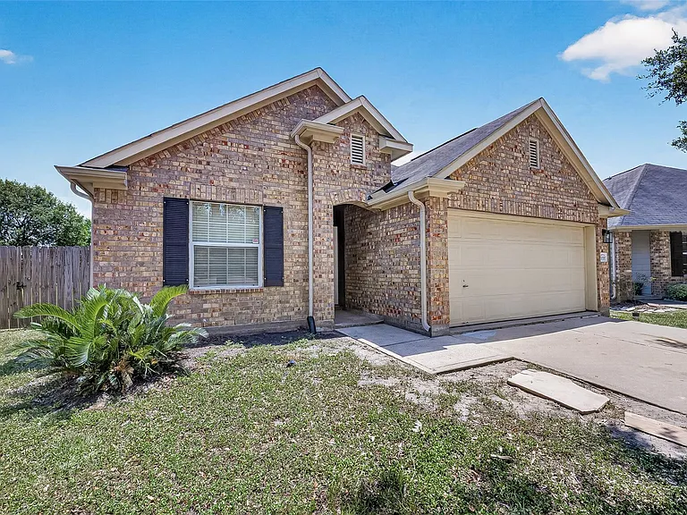 20707 Pine Rain Ct — Photo 3