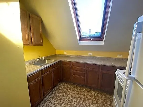 44 Summer St #3 — Photo 6