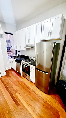 Rented by Compass | media 18