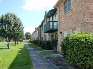 3527 Helena Ave, Nederland, TX 77627