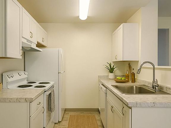 5th image of 614 S Oakes St APT 103