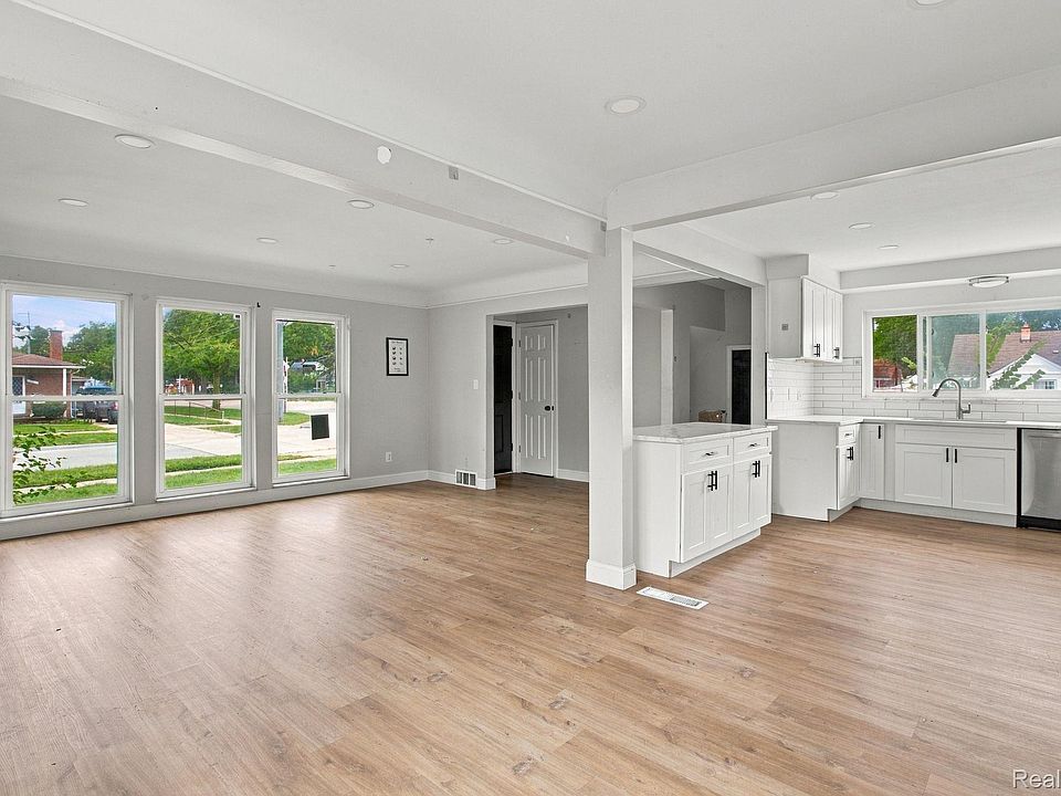 13540 Dartmouth St, photo 22