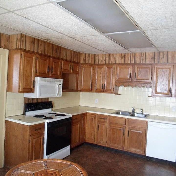 2nd image of 3540 E 153rd St #1