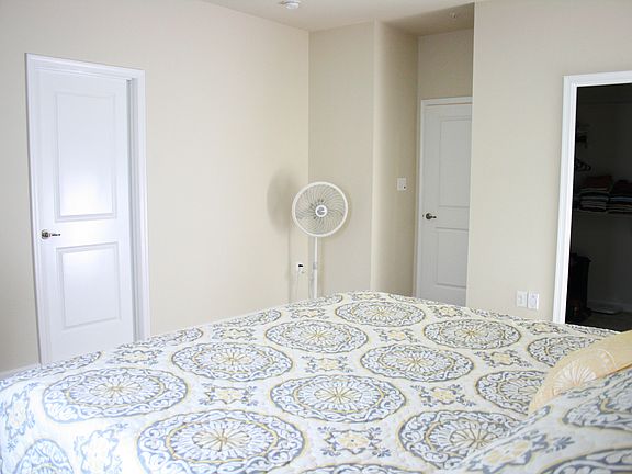 3rd image of 9442 Paragon Ct