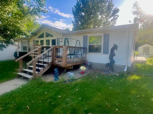 103 N Cheers Pl, Sioux Falls, SD 57107