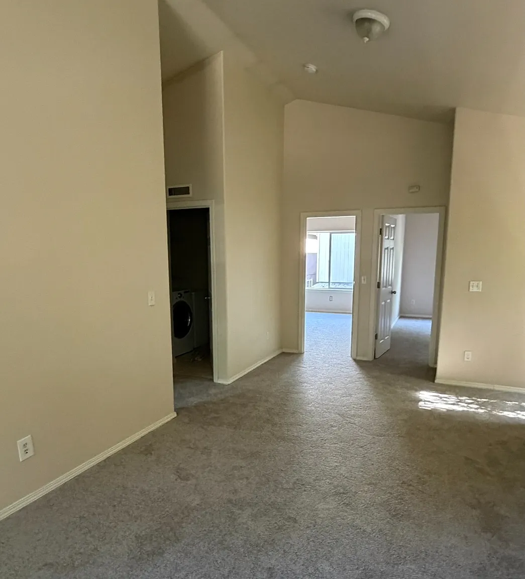 7502 NE Catherine Court — Photo 4