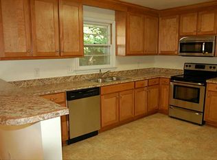 860 Colleen Dr, Newport News, VA 23608