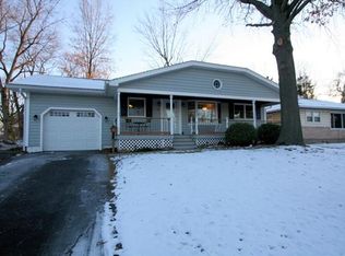 70 Maple Dr, Florissant, MO 63031