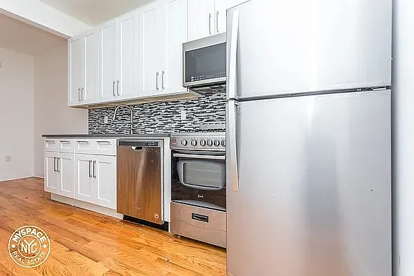 Rented by BIG Management NY | media 2