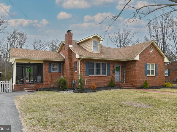 269 N Ulmer Ave, Gibbstown, NJ 08027