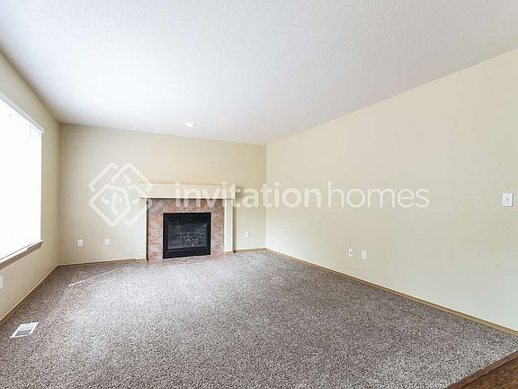 5th image of 18710 14th Avenue Ct E