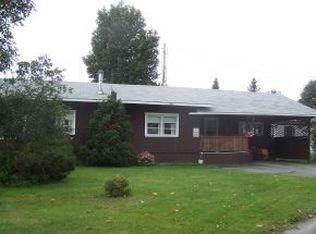 13 Field Ln, Derby, VT 05829