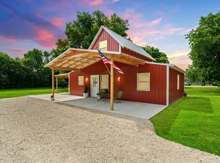 2nd & Oscar, Trenton, TX 75490