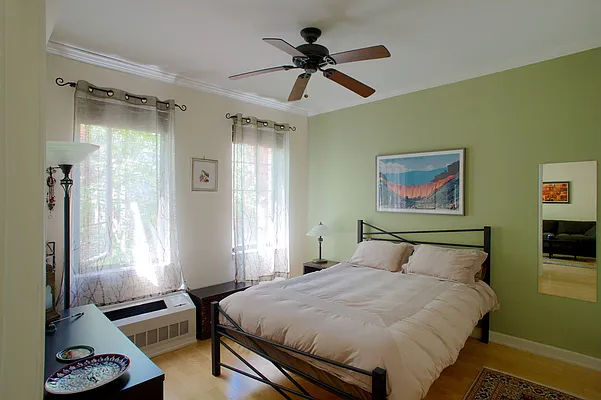 Rented by R New York | media 85