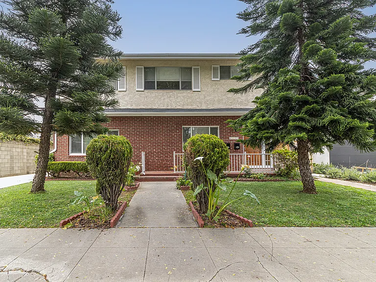4130 Vinton Ave — Photo 2