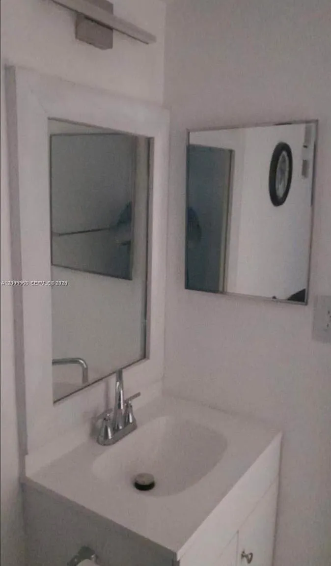 Woodside Apts Condo — Photo 4