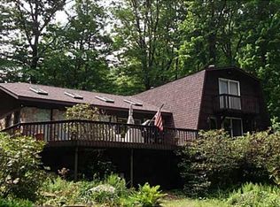 2131 Rocky Ridge Rd, Acme, PA 15610