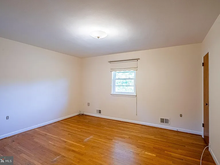 6608 Fairlawn Dr — Photo 17