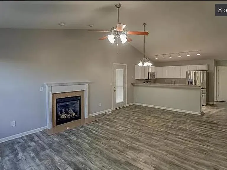 10902 Upland Terrace Dr — Photo 2