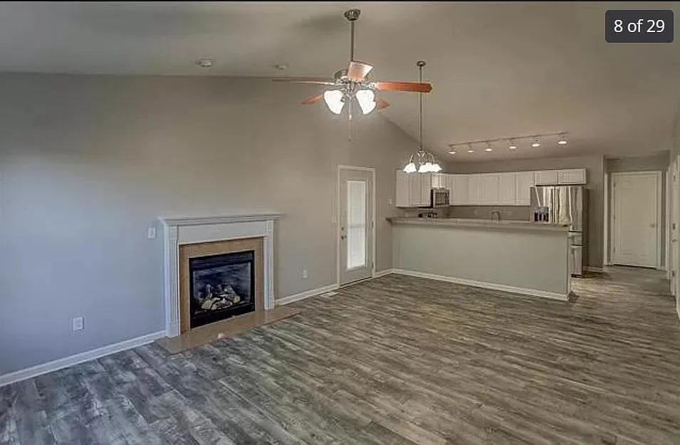 Building Photo - 10902 Upland Terrace Dr