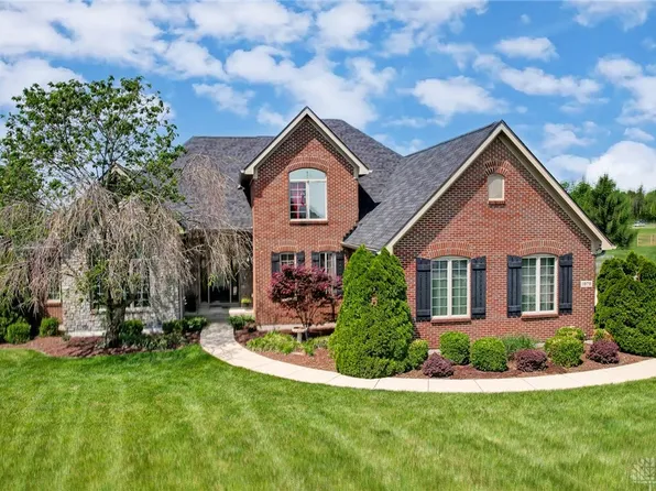 1979 Buckeye Field Ct, Lebanon, OH 45036