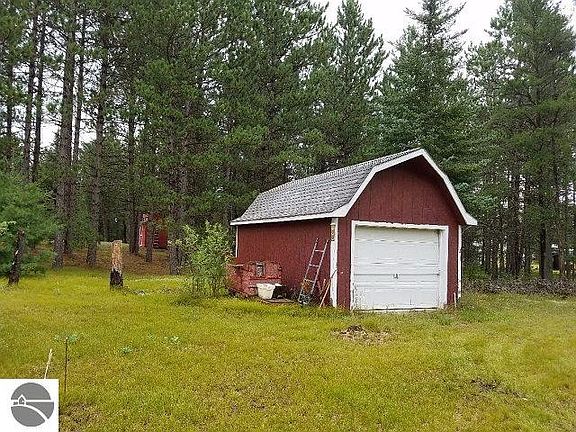2nd image of 0 Dillon Dr
