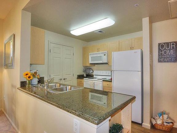4th image of 1550 Technology Dr Unit 1037