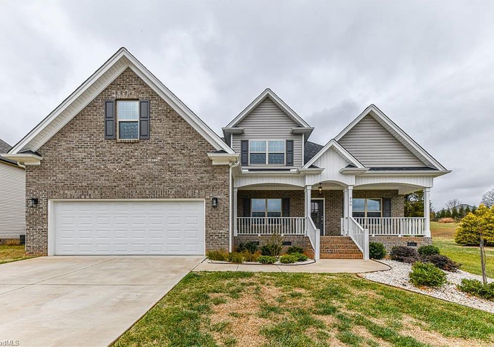 1st image of 200 Northcrest Dr