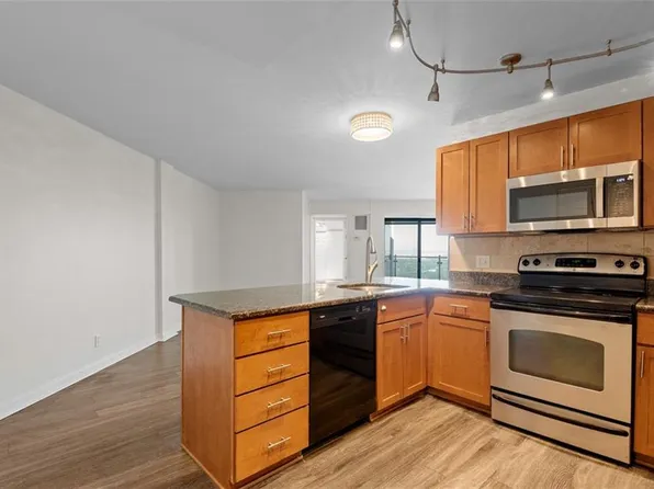 3838 Rainbow Blvd #1501, Kansas City, KS 66106