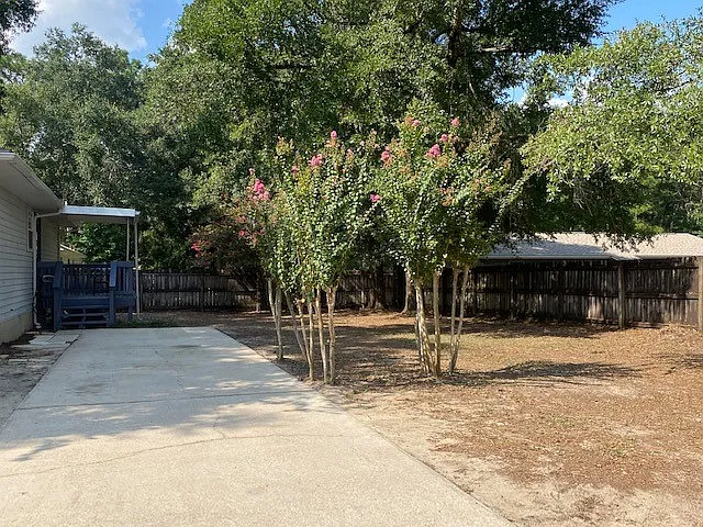 5105 Lake Dr — Photo 25