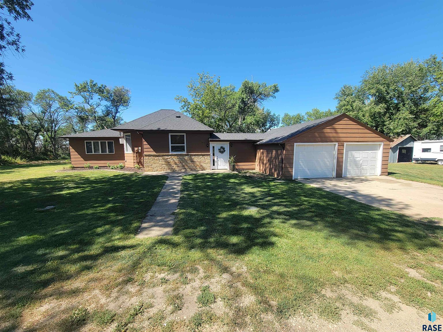 417 N Leslie Ave, Oldham, SD 57051 MLS 22305838 Zillow
