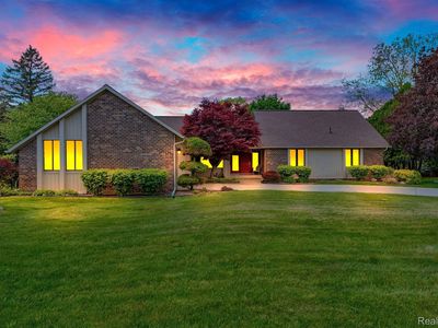 836 Boutell Dr, Grand Blanc, MI, 48439