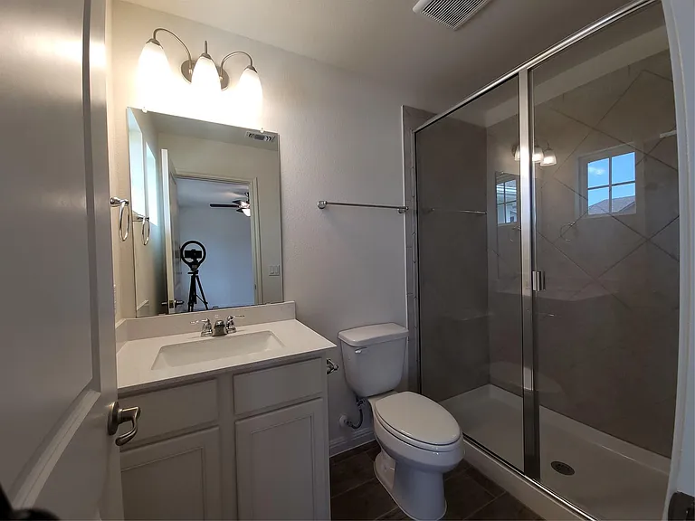 17204 Adoro Dr — Photo 21