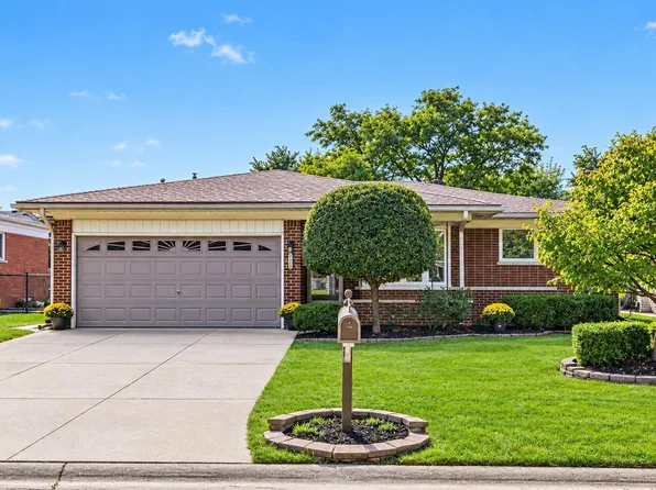 35163 Bobcean Rd, Clinton Township, MI 48035