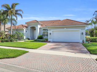 7041 SE Bay Hill Drive, Stuart, FL 34997
