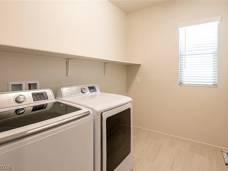 12059 Arrebol Ave — Photo 31