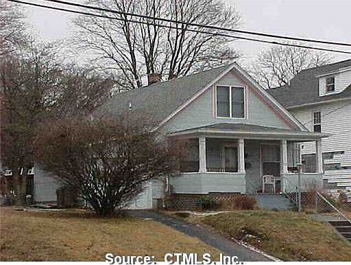 2nd image of 978 Bank St