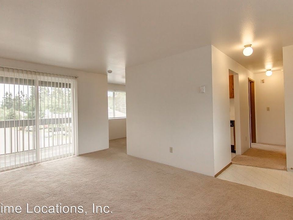 1st image of 3108 14th Ave NW APT B