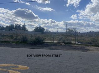 2951 B St, Rosamond, CA 93560