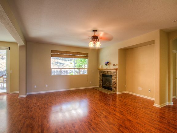 5th image of 11050 Montana Dr