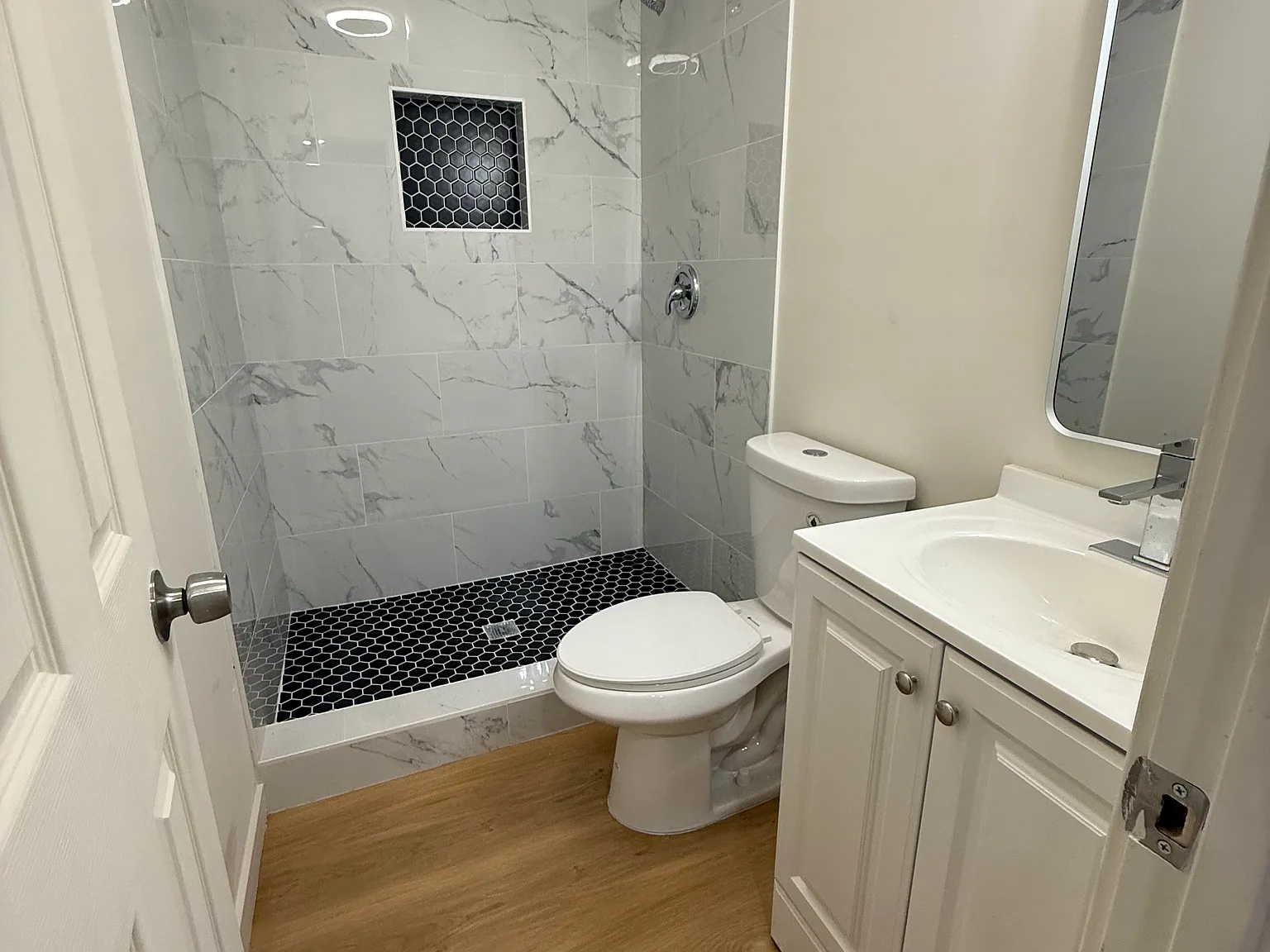 2714 Nomel Ln — Photo 1