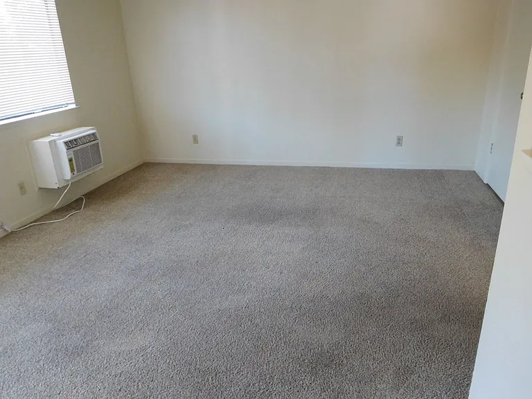 1250 Salem Pl — Photo 10