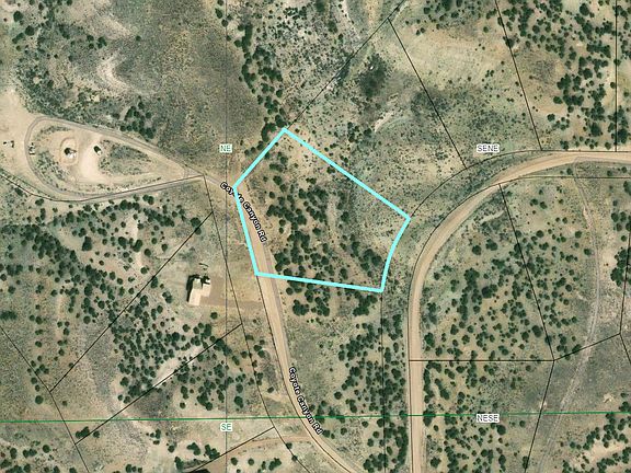 3rd image of 19160 W Coyote Canyon Rd