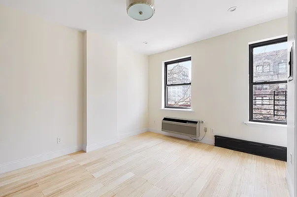 Rented by Compass | media 7