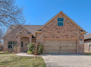 2006 Maxwell Ct, Aubrey, TX 76227