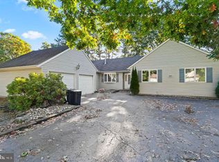 711 Amherst Rd, Lanoka Harbor, NJ 08734