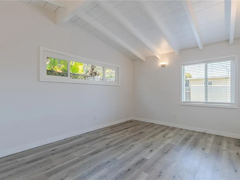 227 Avenida Victoria #B — Photo 8