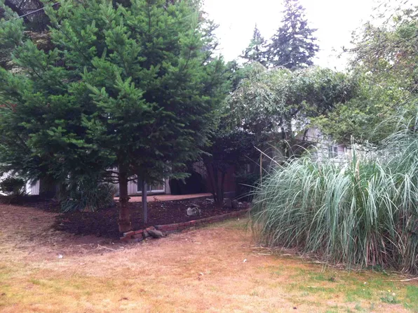 13758 37th Ave NE, Seattle, WA 98125
