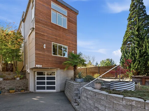 2105 N 89th Street, Seattle, WA 98103